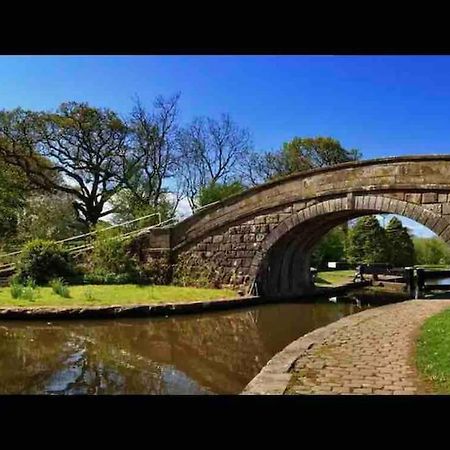 Coniston House Lancaster 3 Bedrooms Parking And Garden Exterior foto