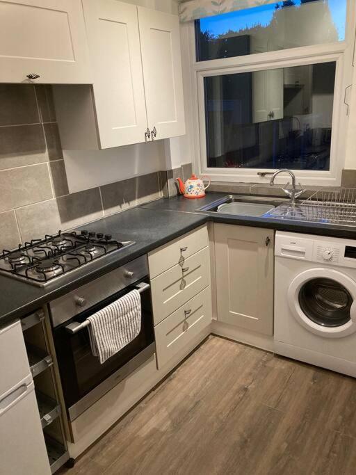 Coniston House Lancaster 3 Bedrooms Parking And Garden Exterior foto